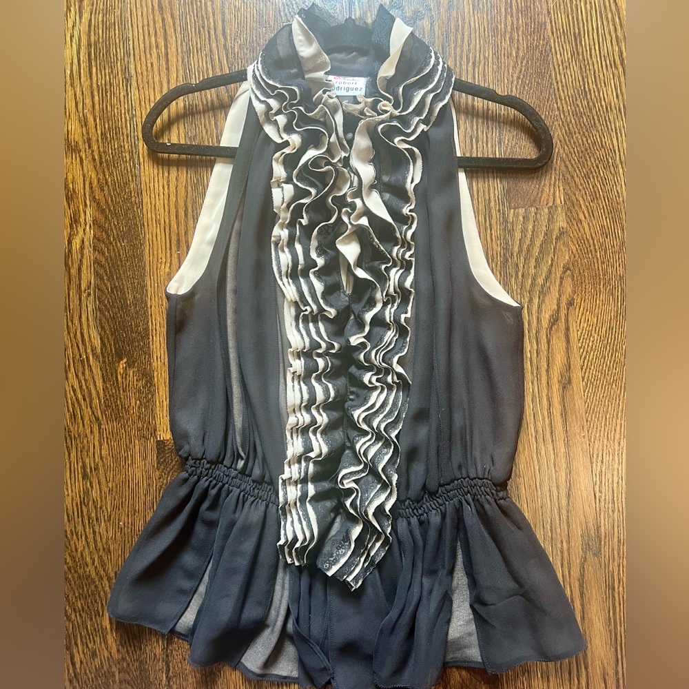 NWOT. Neiman Marcus Robert Rodriguez for Target .Ruffle peplum dressy top.Size M